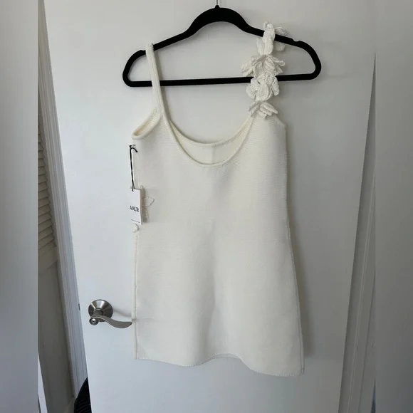NWT Amur Deedra Floral Appliqué Minidress